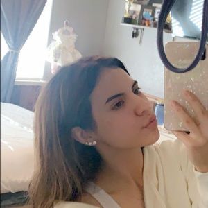 Meet your Posher, Heidy